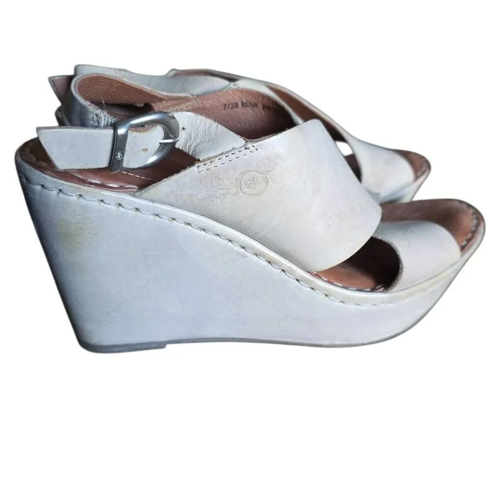 Born Women's Size 7 Gray Leather Platform Wedge Sandals